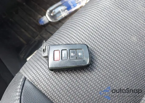 2018 Toyota Corolla Se из США, поврежденный, VIN 2T1BURHE0JC105002